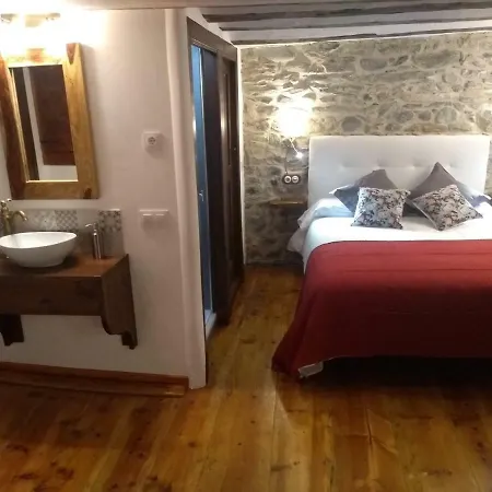 Casa Pinana Holiday home Anciles