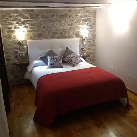 Casa Pinana 펜션 Anciles
