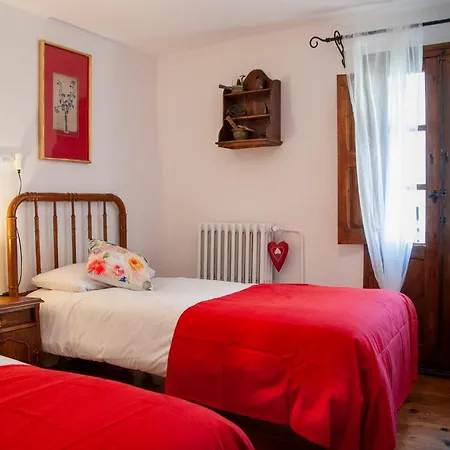 Casa Pinana Anciles